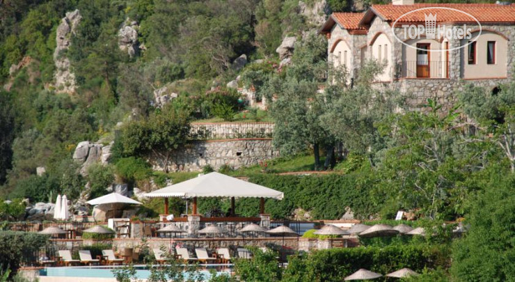 Dionysos Hotel