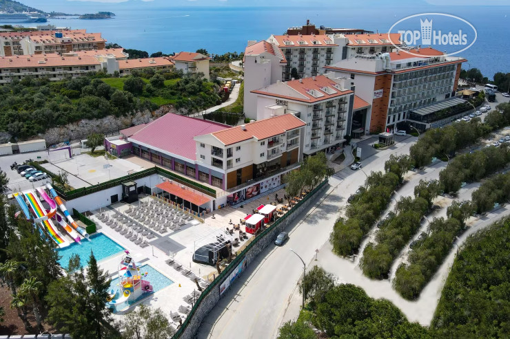 Photos Ramada Hotel & Suites by Wyndham Kusadasi