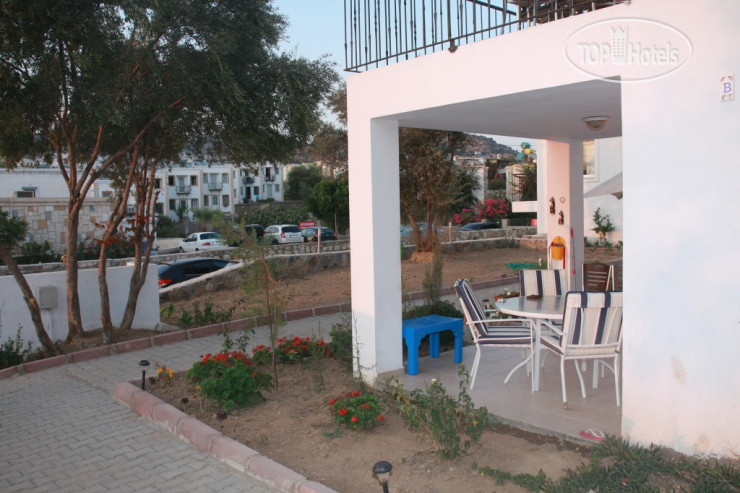 New photos from tourists Rose Residence