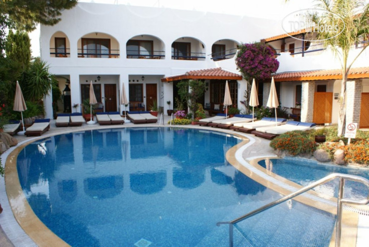 Hotelier's photos Yali Han 2*