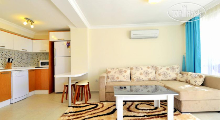 New photos from tourists Central Park Residence