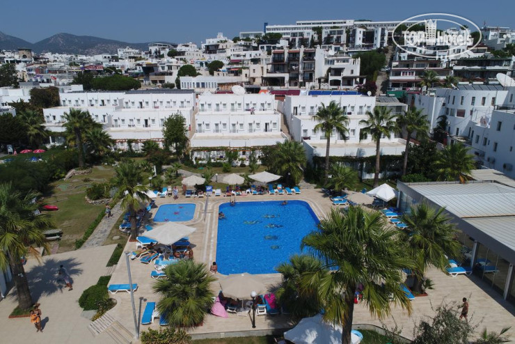 Hotel photo Nagi Beach 