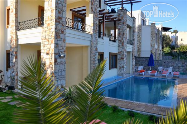 New photos from tourists Liona Residence