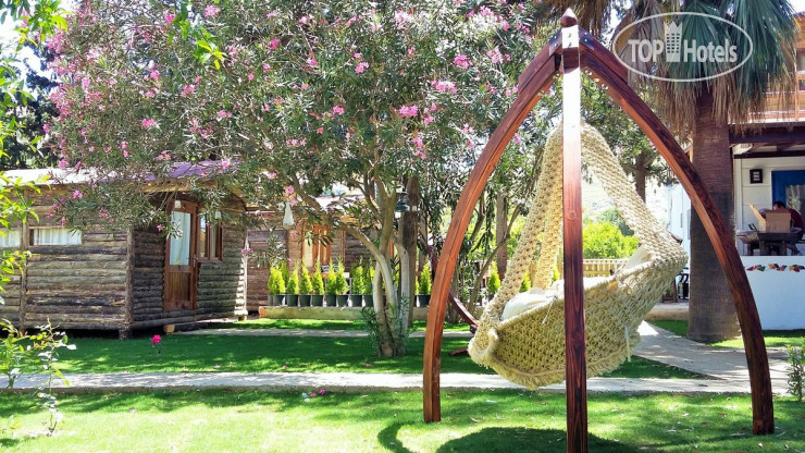 New photos from tourists Pitos Bungalows