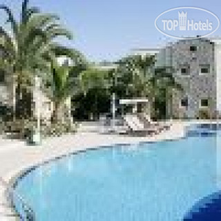 Hotel By Pablo 4*