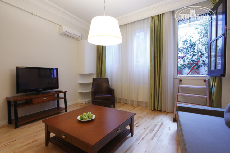New photos from tourists Lush Houses Galata 3*