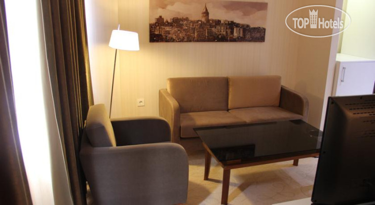 New photos from tourists Peninsula Galata