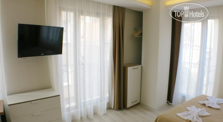 New photos from tourists Holas Apartments