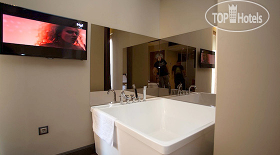 New photos from tourists Juliet Rooms & Kitchen