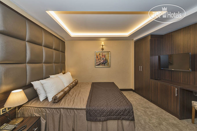 New photos from tourists Romeo Hotel