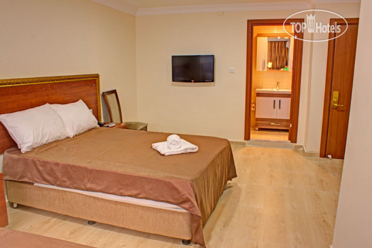 New photos from tourists Real Life Hotel