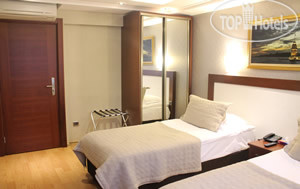 New photos from tourists Regency World Suite