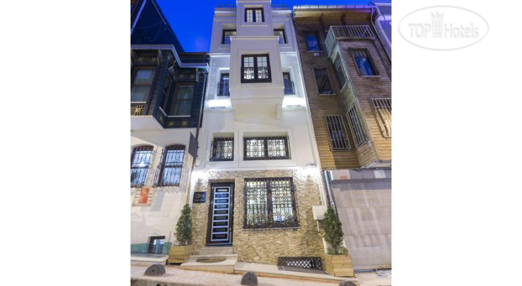 Hotelier's photos Zendy Suite Hotel