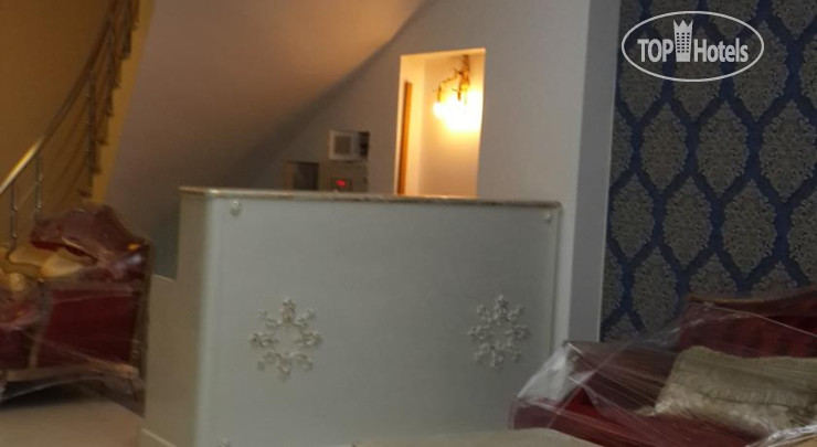 New photos from tourists All Is Well Hotel