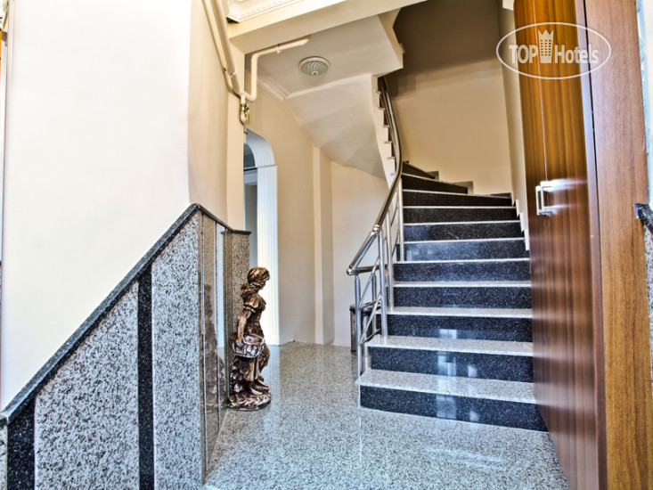 New photos from tourists Papillon Suites