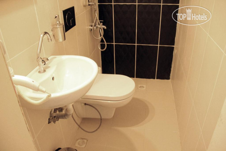 New photos from tourists Taksim Square Hot Residence