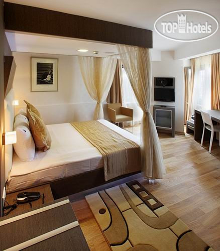 New photos from tourists Jazz Hotel