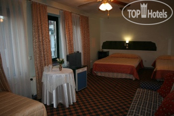 Hotel photo Airport Inn 4*