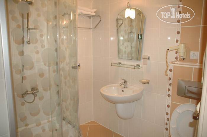 New photos from tourists Hermanos Hotel 3*