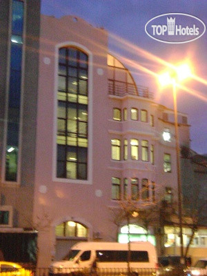 Hotelier's photos 10 Suites 3*