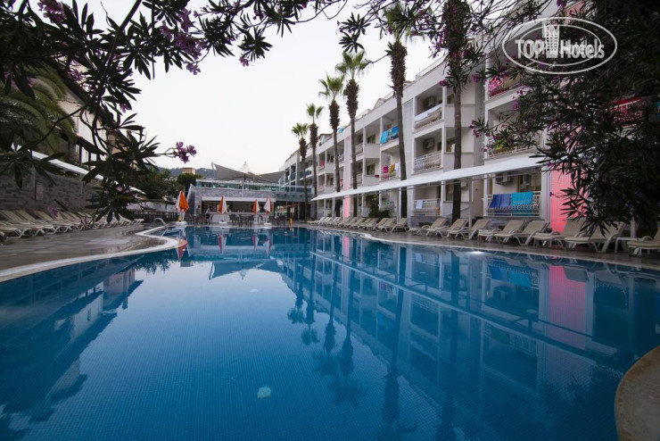 New photos from tourists Mirage World Hotel 4*