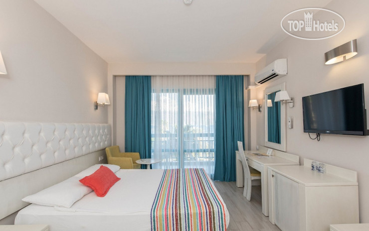 New photos from tourists Tropical 4*