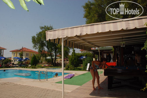 Hotel photo Halcyon Days 3*