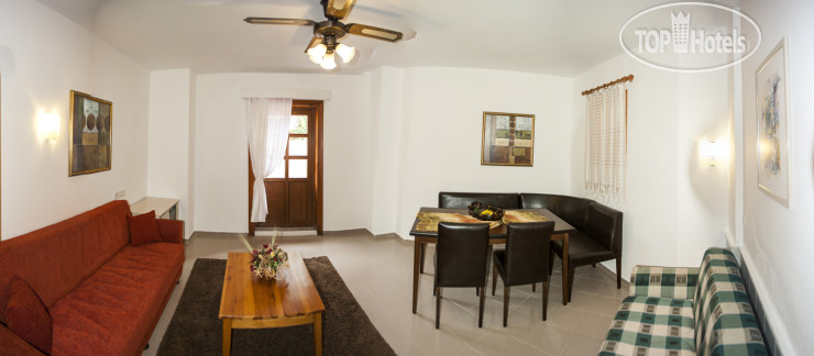 New photos from tourists Flying Dutchman Hotel