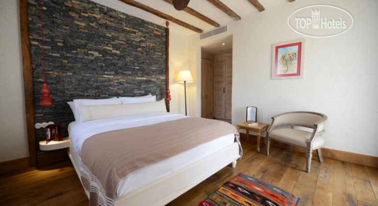 New photos from tourists Unique Hotel