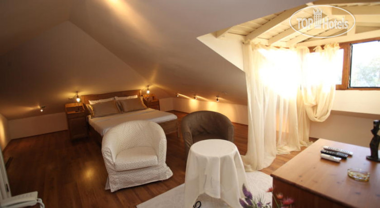 New photos from tourists Jade Residence