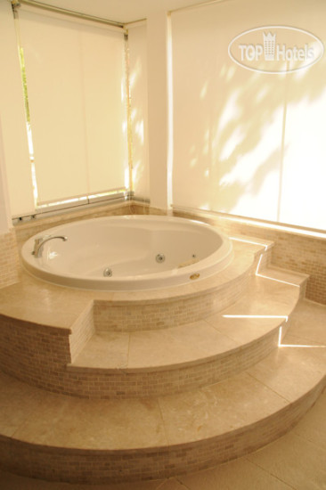 New photos from tourists Big Rose 4*