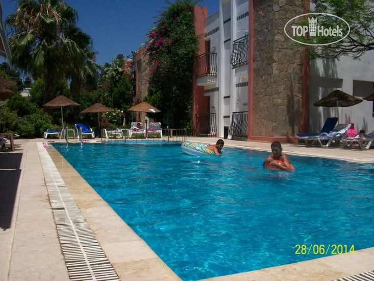 New photos from tourists Kriss Otel 3*