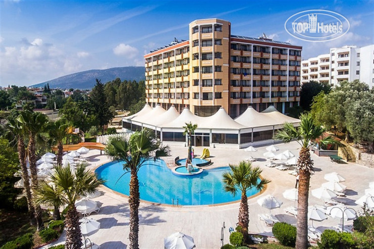 New photos from tourists Holiday Resort 4*