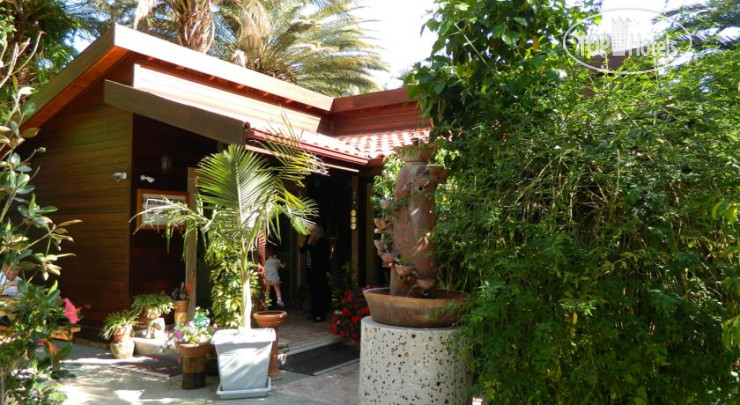 New photos from tourists Azur Hotel