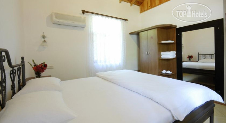 New photos from tourists Oleandro Pension