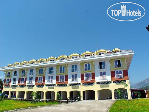 Hotelier's photos Aura Resort Hotel 4*
