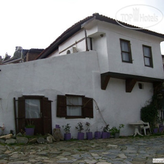 Photos Dionysos Pension