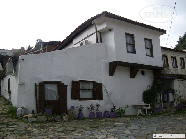 Photos Dionysos Pension
