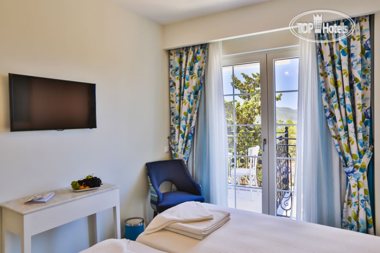 New photos from tourists Livia Hotel