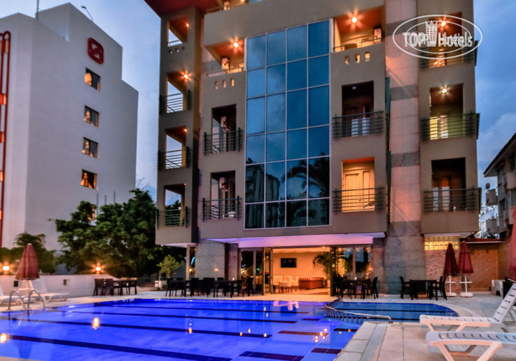 Hotelier's photos Lara Park Hotel 4*
