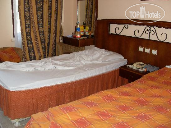 New photos from tourists Club Phellos 3*