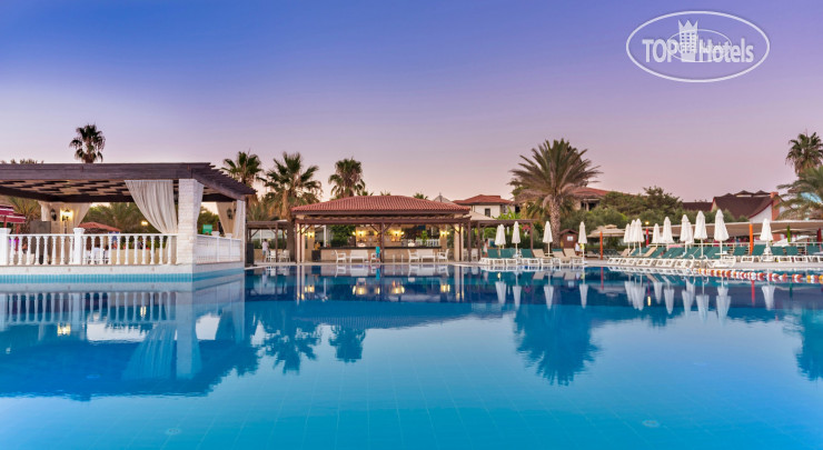 New photos from tourists Club Nena 5*