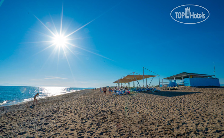 New photos from tourists Aperion Beach Hotel 4*