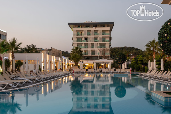 Hotelier's photos White City Resort 5*