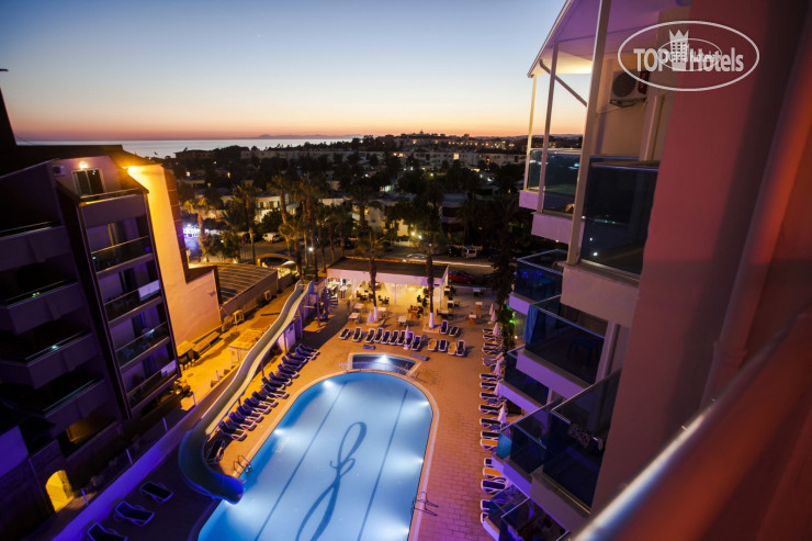 Hotelier's photos Infinity Beach 4*