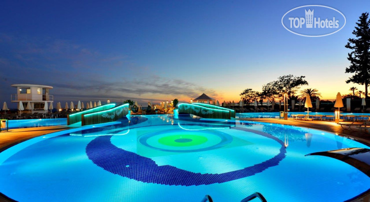 New photos from tourists Azura Deluxe Resort & Spa Hotel 5*