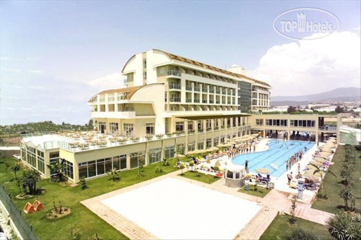Hotelier's photos Titan Select 5*