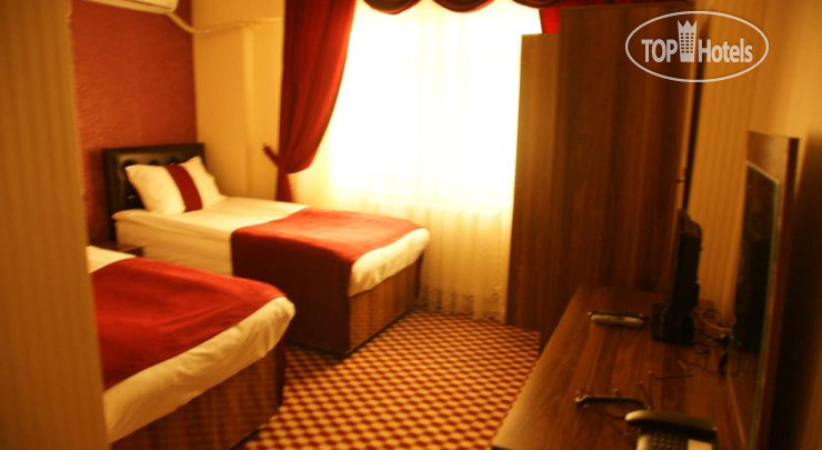 New photos from tourists Meta Hotel