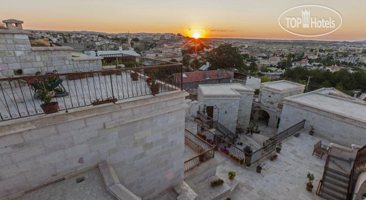New photos from tourists Magic Cave House