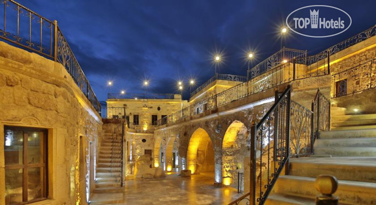 Hotel photo Golden Cave Suites 